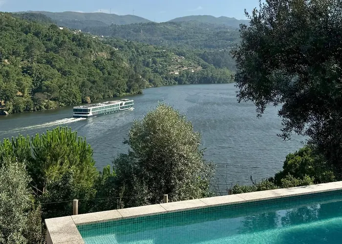 Quinta Da Ribeirinha - Douro River