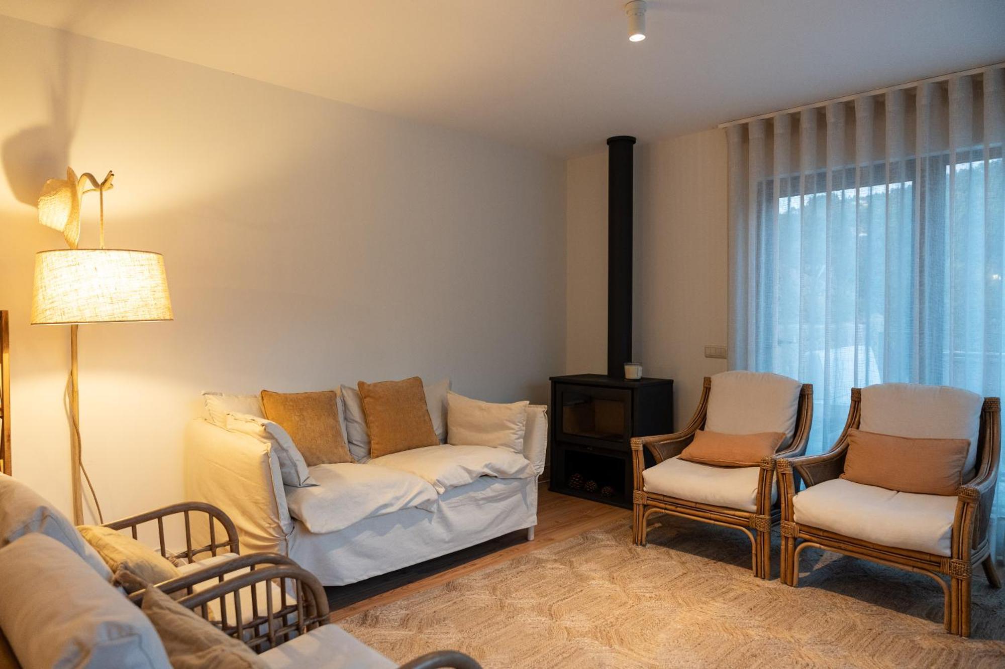 Quinta Da Ribeirinha - Douro River Farm stay Pacos de Gaiolo